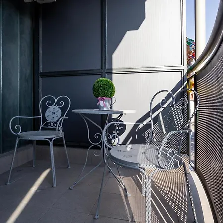 Eugen Ii Apartment