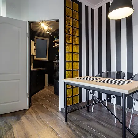 Eugen Ii Apartment *